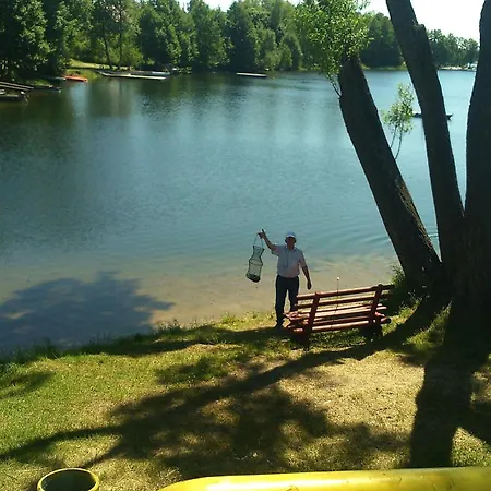 בית הארחה 4 Swory סבורנגאצ'יה