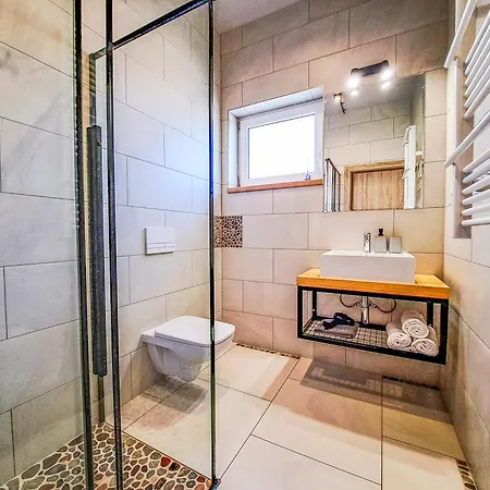 4 Swory בית הארחה סבורנגאצ'יה