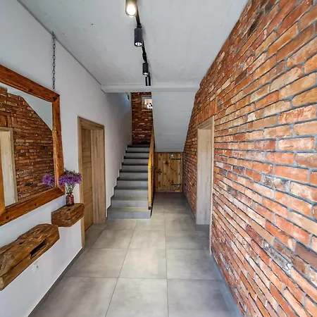 בית הארחה 4 Swory