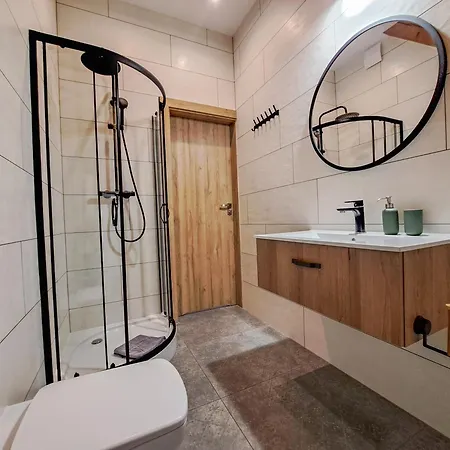 4 Swory בית הארחה