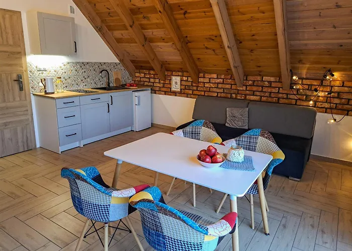 4 Swory 3* Swornegacie